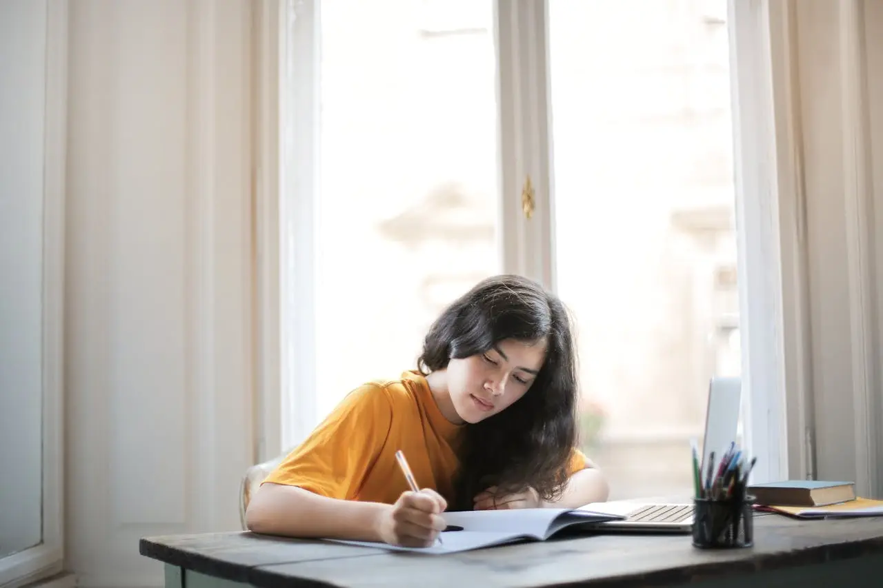 essay writing competitions for high school students